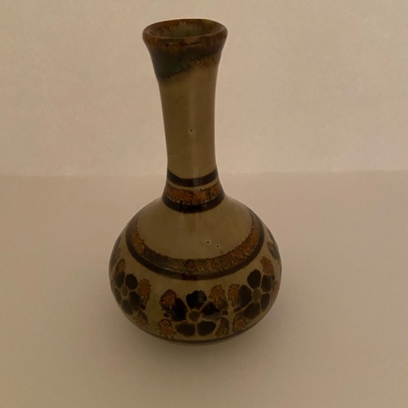 Carlos Villanueva Mexican Pottery Vase -Signed - Picture 1 of 5
